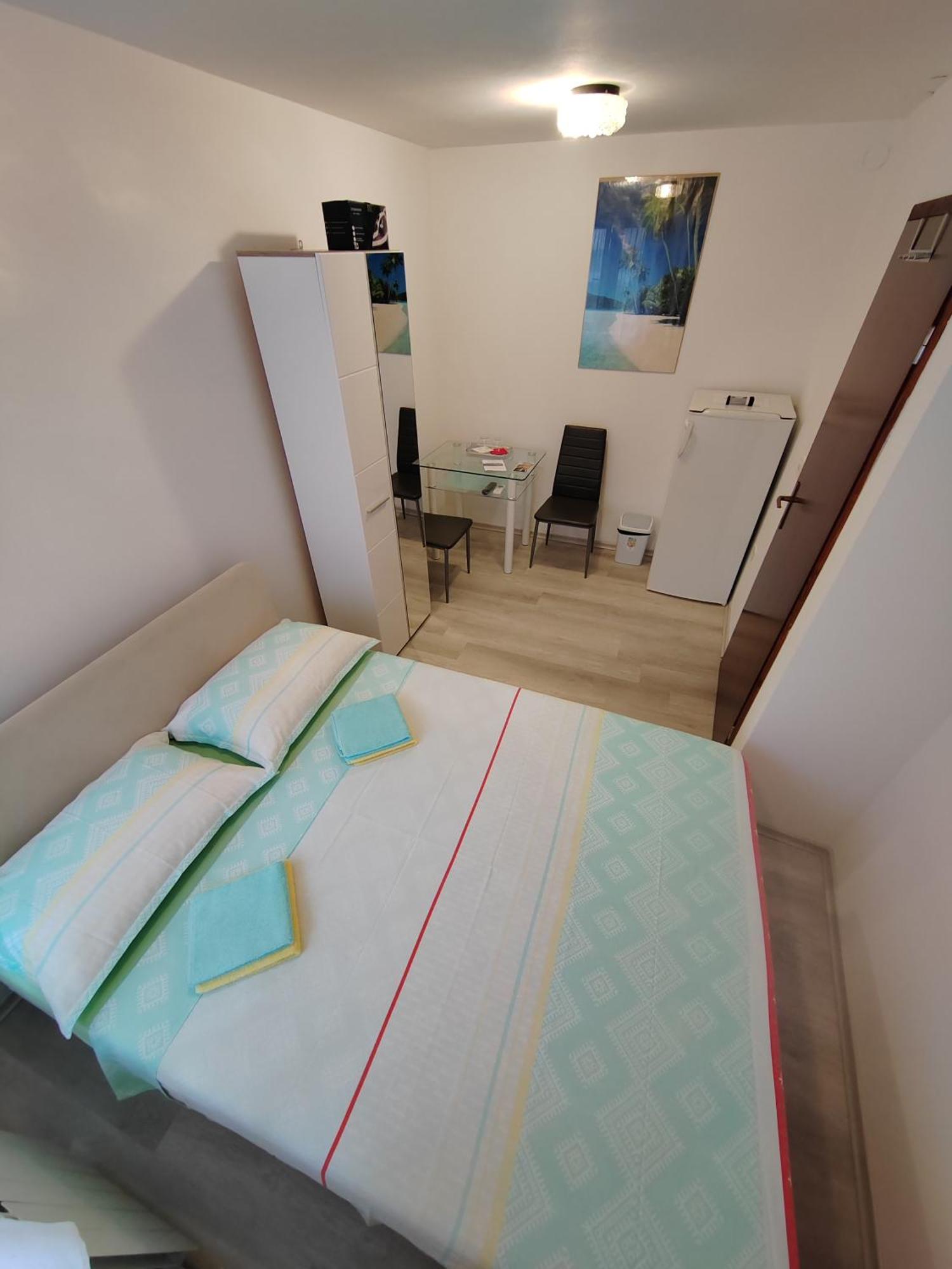 Rooms Neda イゾラ エクステリア 写真