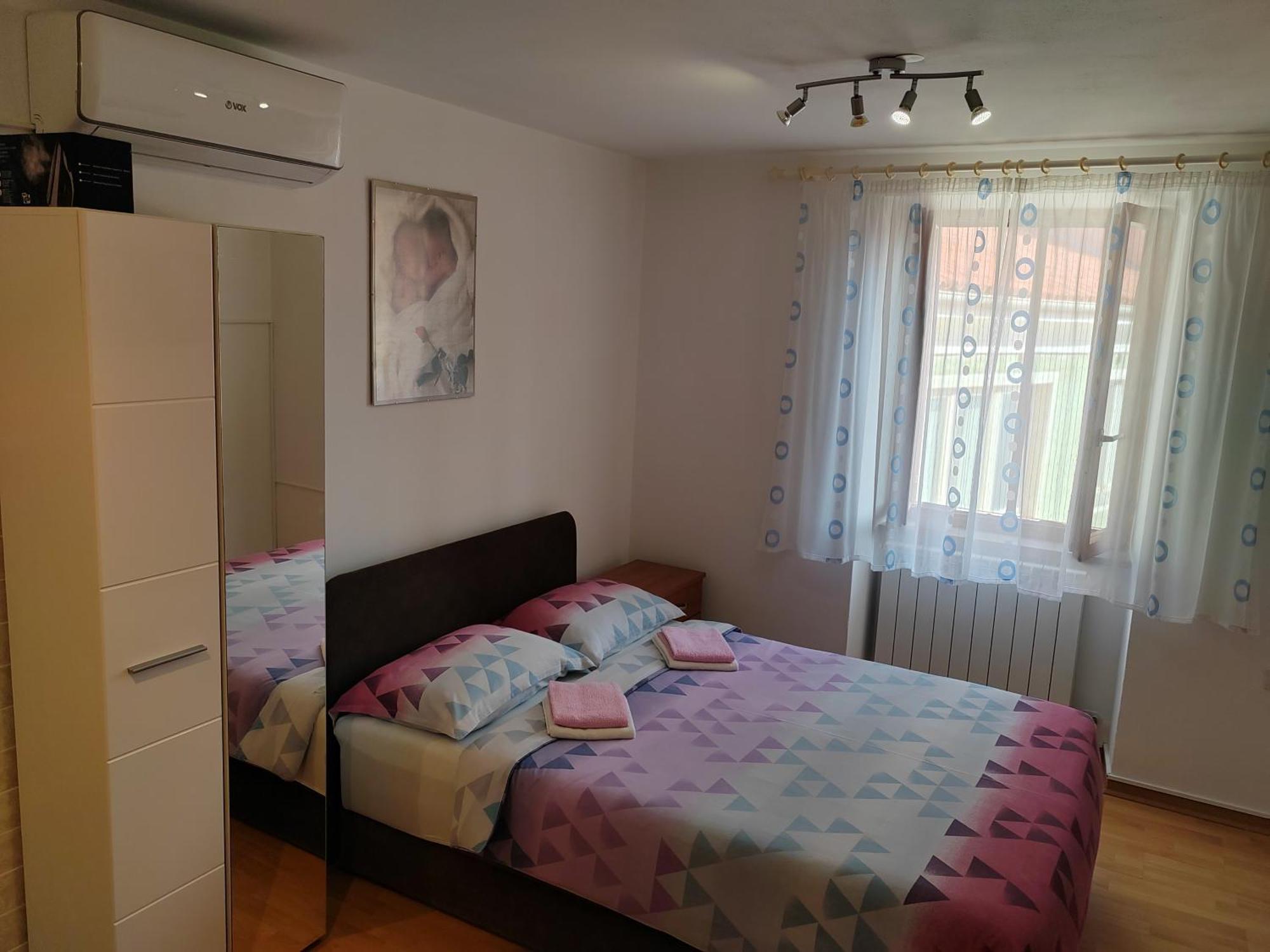 Rooms Neda イゾラ 部屋 写真