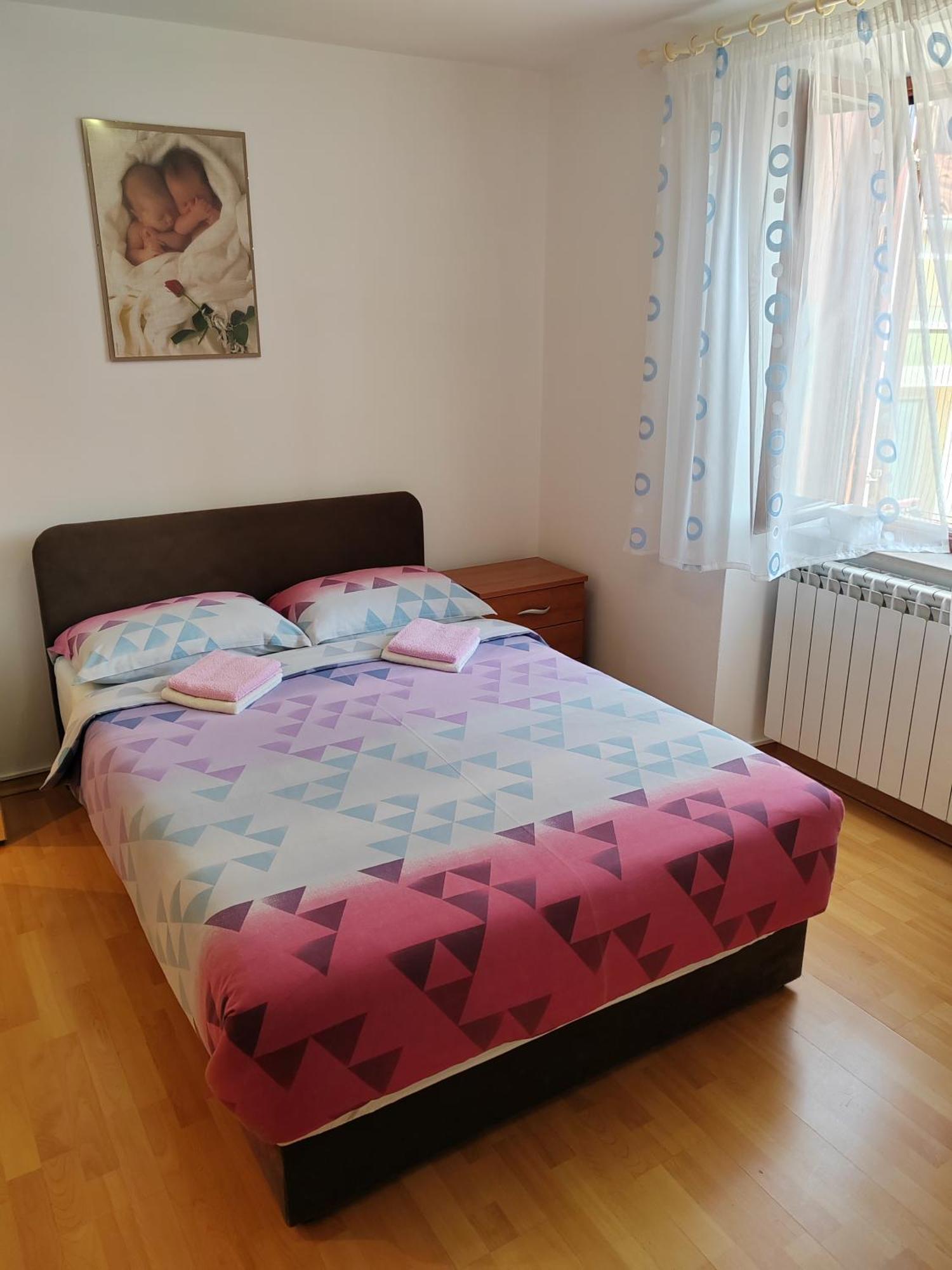 Rooms Neda イゾラ 部屋 写真