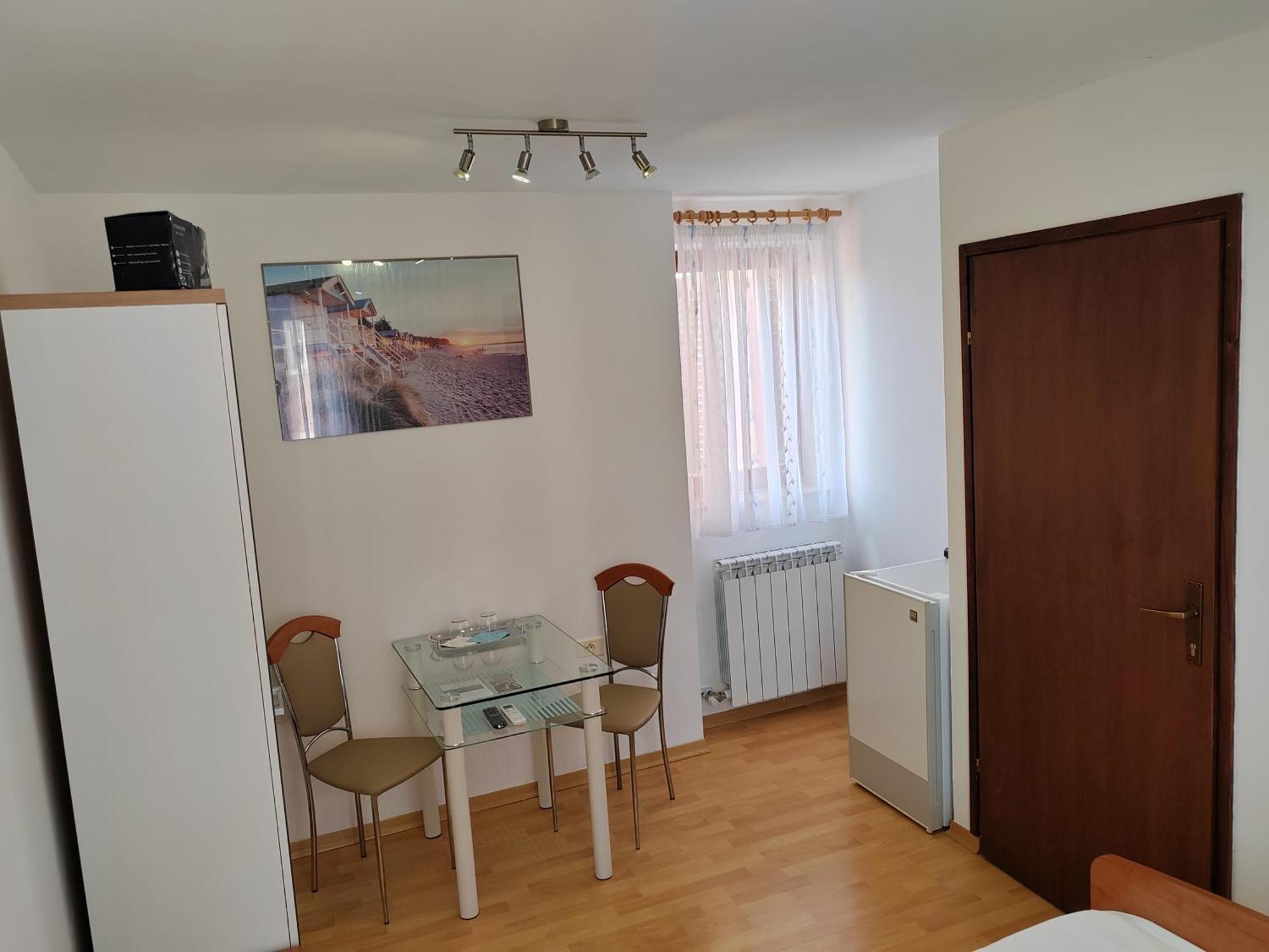 Rooms Neda イゾラ 部屋 写真
