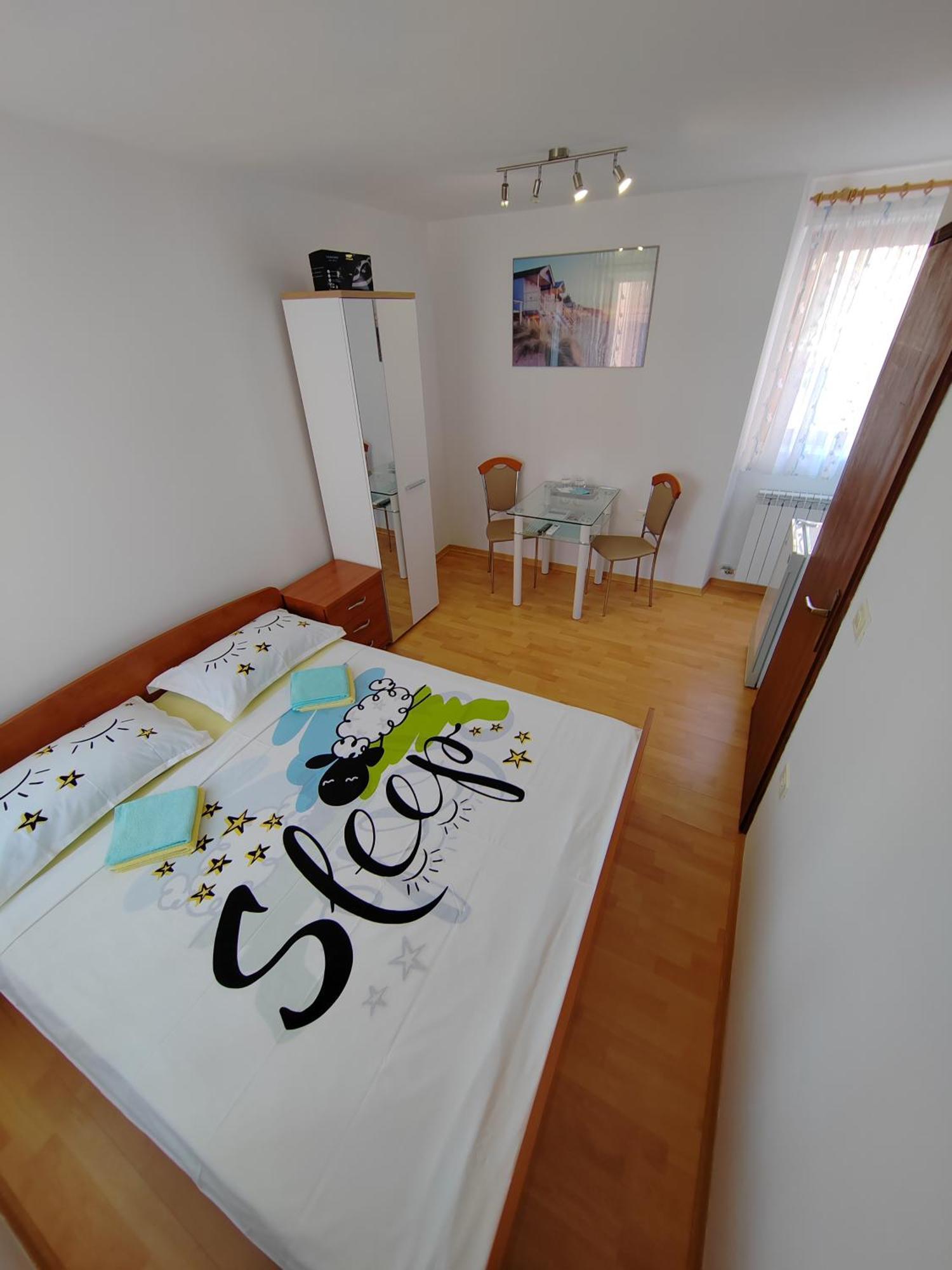 Rooms Neda イゾラ エクステリア 写真