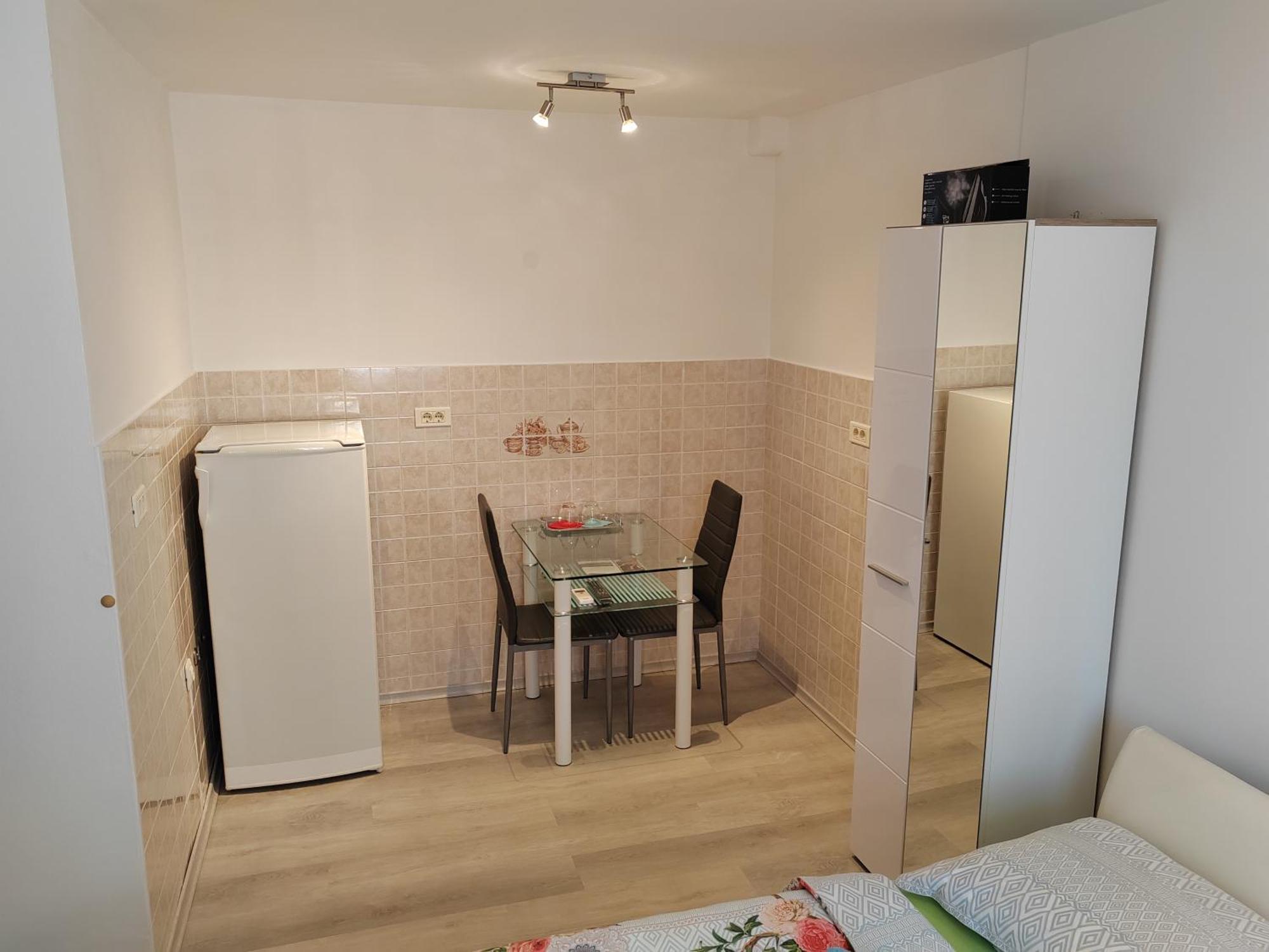 Rooms Neda イゾラ 部屋 写真