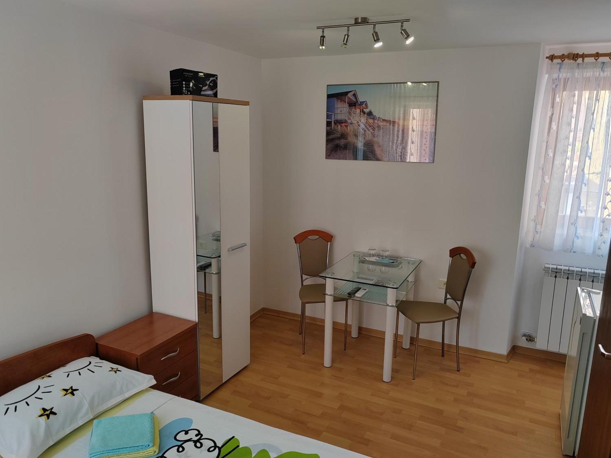 Rooms Neda イゾラ 部屋 写真